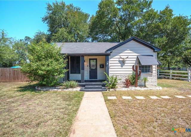 Property at 524 E 13th Ave, Belton, TX 76513, 3 beds, 2 baths