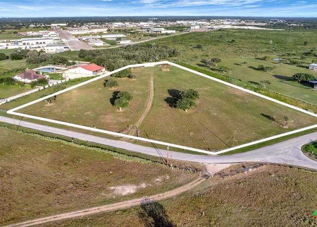 Property at 4327 Old Goliad Rd, Victoria, TX 77905