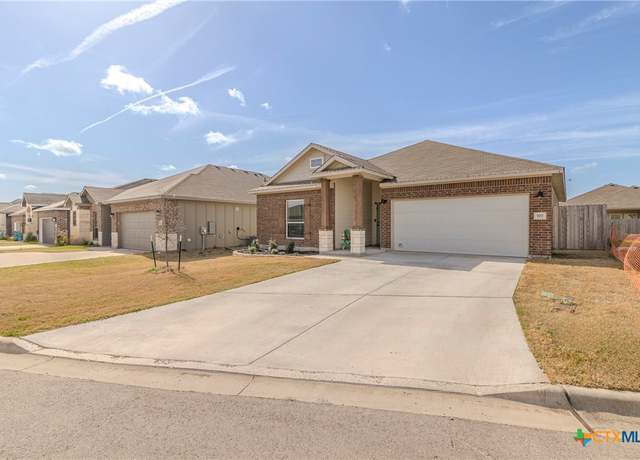 Property at 707 Winscott Ave, Temple, TX 76502, 4 beds, 2 baths