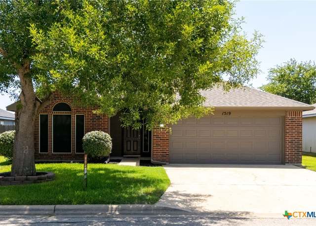 Property at 1519 Bent Oak Dr, Temple, TX 76502, 3 beds, 2 baths