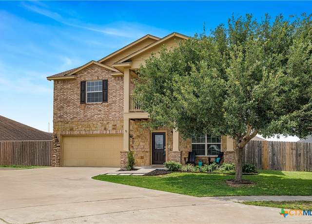 Property at 120 Blue Rock Ct, Victoria, TX 77904, 4 beds, 2.5 baths