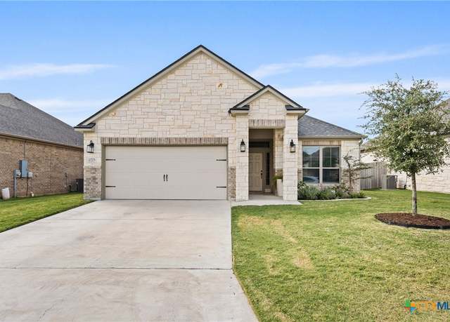 Property at 10205 Eaglefire Dr, Temple, TX 76502, 4 beds, 2 baths