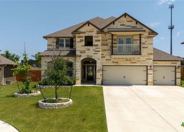 Property at 1203 Roma St, Harker Heights, TX 76548, 5 beds, 3 baths