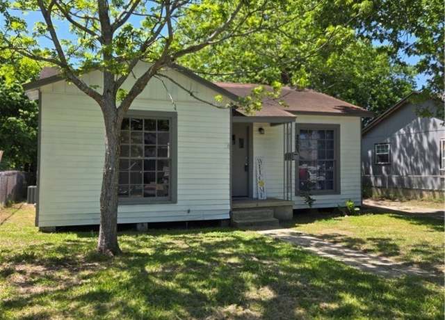 Property at 2503 N Jecker St, Victoria, TX 77901, 2 beds, 2 baths