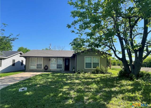 Property at 810 E Irvin Ave, Temple, TX 76501, 3 beds, 1 bath
