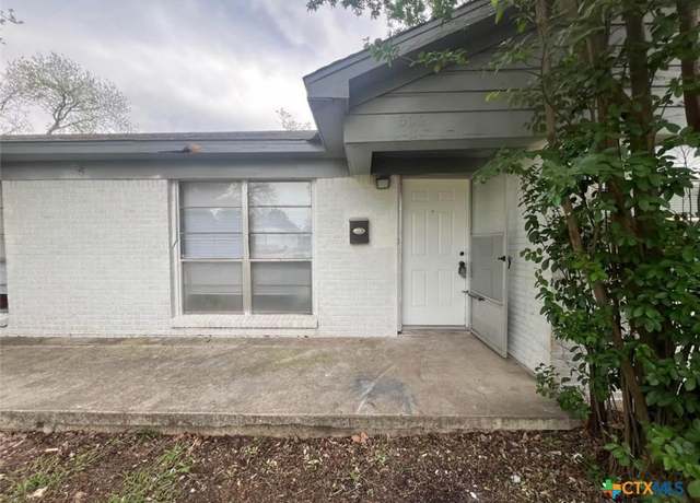 Property at 602 Blake St, Killeen, TX 76541, 5 beds, 3 baths