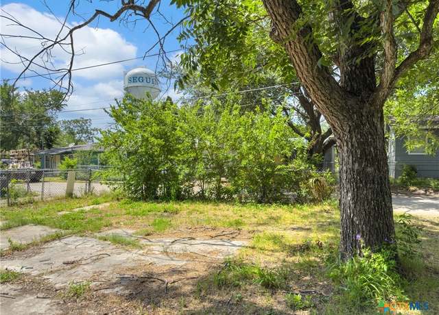Property at 729 Schuessler St, Seguin, TX 78155