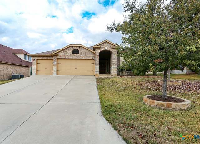 Property at 813 Siena Ct, Harker Heights, TX 76548, 3 beds, 2 baths