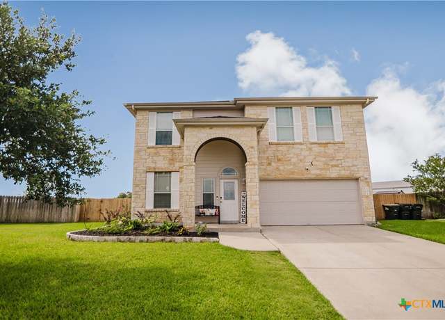 Property at 201 Boulder Ridge Dr, Cuero, TX 77954, 5 beds, 2.5 baths