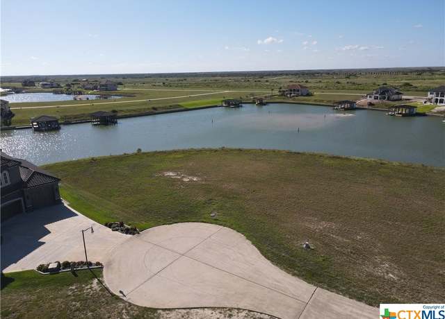 Property at 285 Blanc Ct, Port O'connor, TX 77982