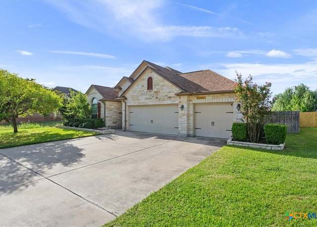 Property at 3904 Scenic Trail Dr, Harker Heights, TX 76548, 5 beds, 3.5 baths