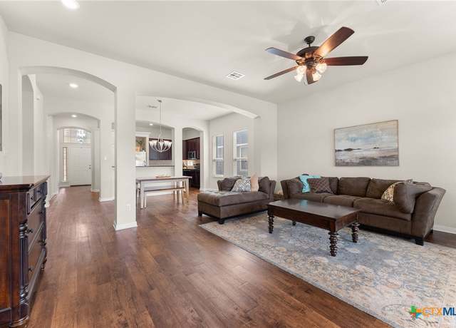 Property at 7805 Northgate Loop, Temple, TX 76502, 3 beds, 2 baths