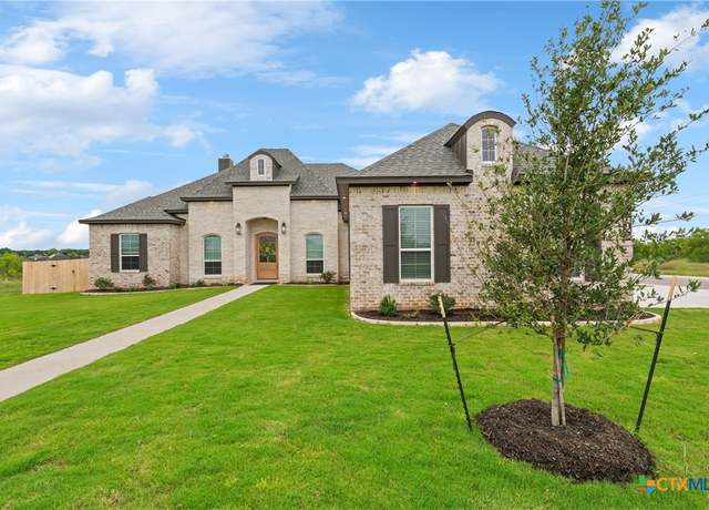 Property at 1702 Kellan Dr, Salado, TX 76571, 4 beds, 2.5 baths