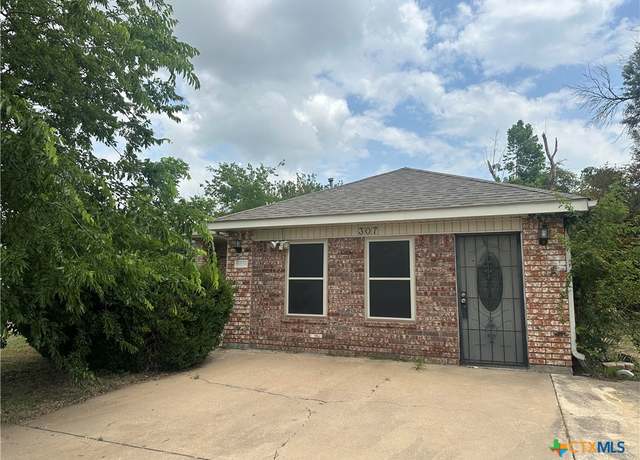Property at 307 Illinois Dr, Harker Heights, TX 76548, 4 beds, 2 baths