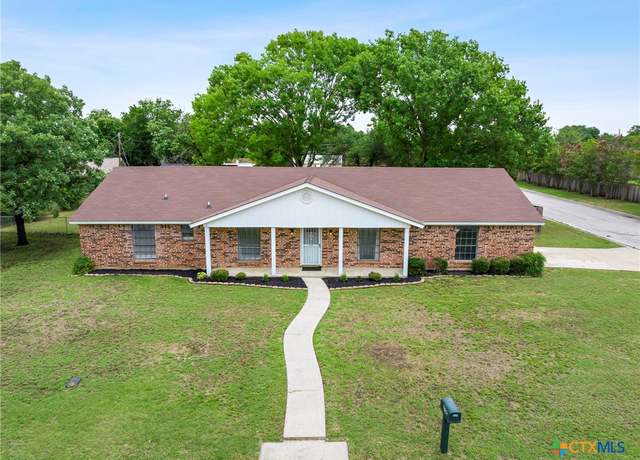 Property at 8704 Trailridge Dr, Temple, TX 76502, 4 beds, 2 baths