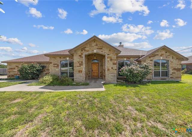 Property at 1117 Myrtle Dr, Copperas Cove, TX 76522, 4 beds, 2.5 baths