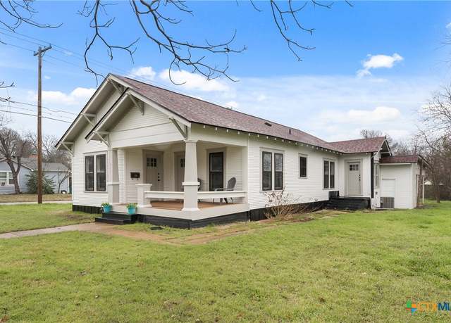 Property at 617 N Beal St, Belton, TX 76513, 4 beds, 2 baths