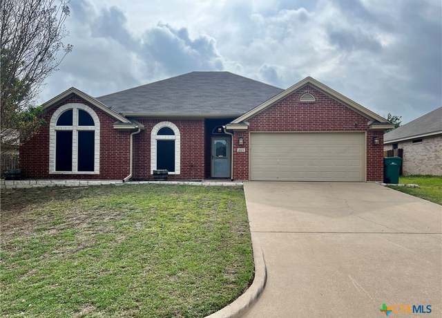 Property at 2005 Stonehenge Dr, Harker Heights, TX 76548, 4 beds, 2 baths