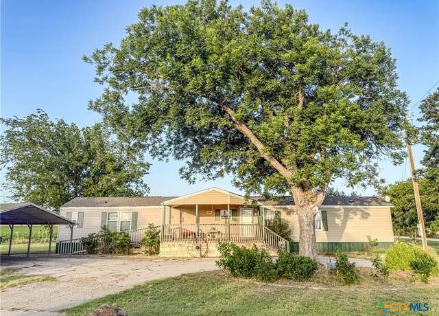 Property at 31 Fm 1996, Oglesby, TX 76561, 3 beds, 2 baths
