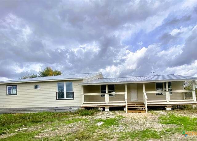 Property at 10888 State Park Rd, Lockhart, TX 78644, 5 beds, 4 baths