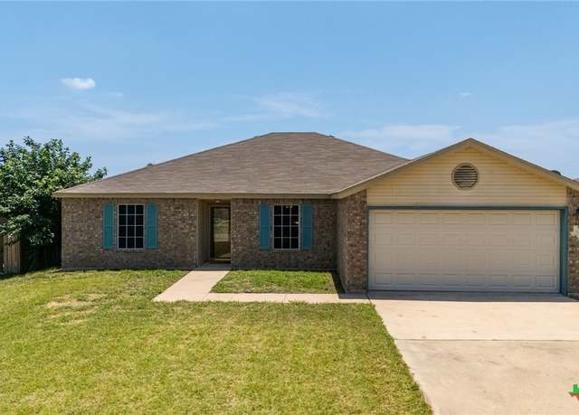 Property at 3908 Fieldcrest Dr, Killeen, TX 76549, 4 beds, 2 baths