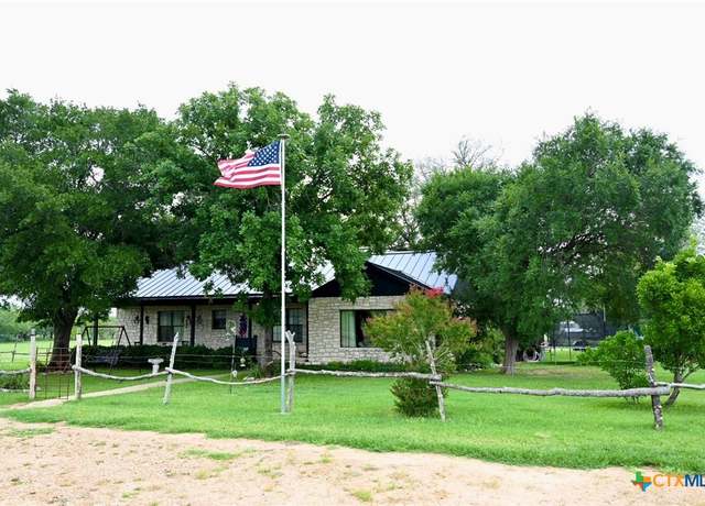 Property at 1515 Cr 344, Gonzales, TX 78629, 3 beds, 2 baths