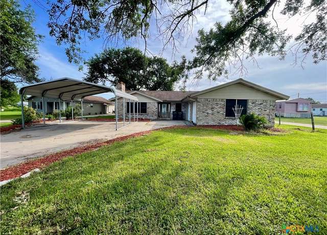 Property at 3330 State Highway 238, Port Lavaca, TX 77979, 3 beds, 2 baths