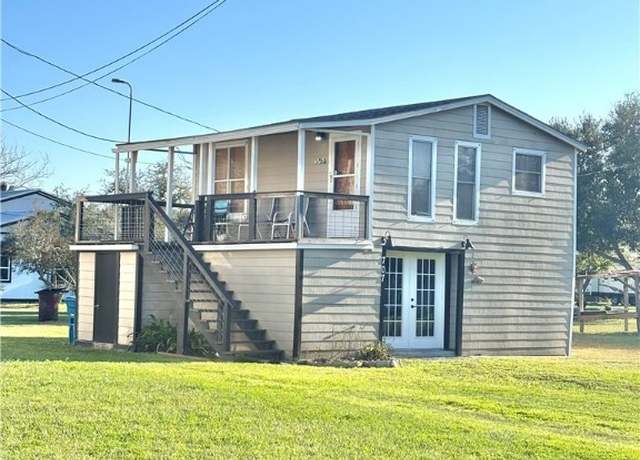 Property at 707 W Monroe Ave, Port O'connor, TX 77982, 2 beds, 2 baths