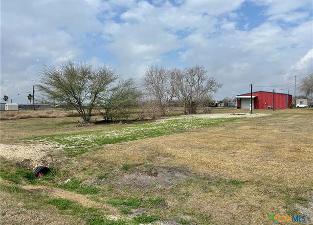 Property at TBD, LOTS 4,5,6 W Austin Ave, Seadrift, TX 77983