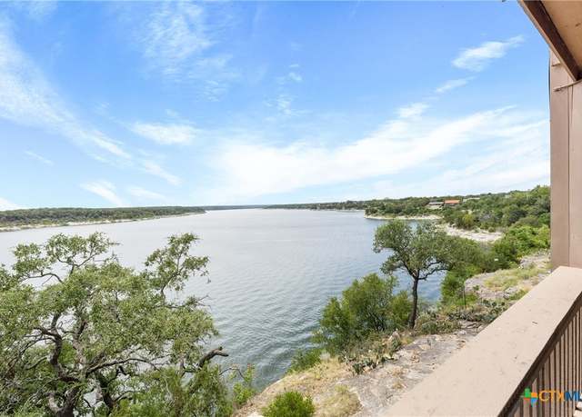 Property at 218 Cliffhouse Dr, Belton, TX 76513, 2 beds, 2 baths