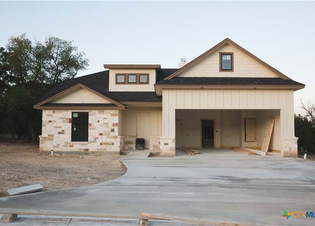 Property at 1617 Badger Ln, Lampasas, TX 76550, 3 beds, 2 baths
