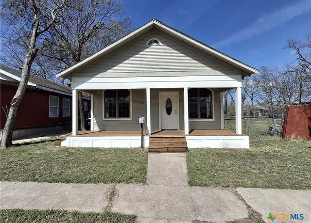 Property at 512 S 13th St, Temple, TX 76504, 2 beds, 1 bath