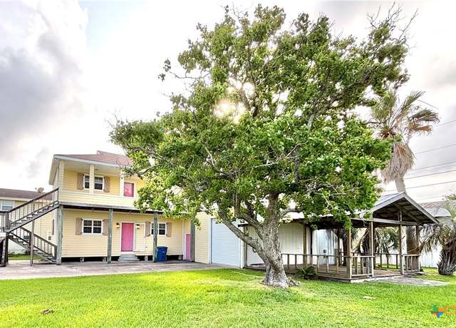 Property at 1306 W Madison Ave, Port O'connor, TX 77982, 3 beds, 2 baths