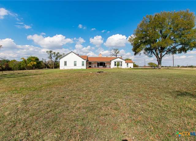Property at 4417 S Pea Ridge Rd, Temple, TX 76502, 6 beds, 3 baths