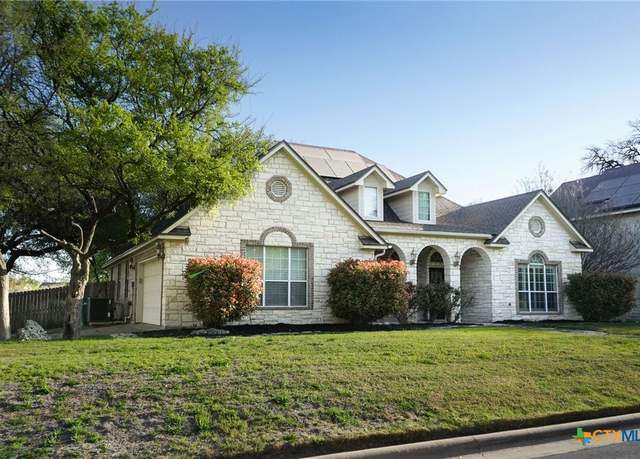 Property at 501 Marshall Dr, Belton, TX 76513, 5 beds, 4 baths