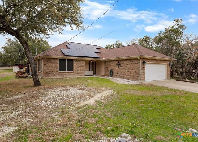Property at 1 Coveview Dr, Belton, TX 76513, 2 beds, 2.5 baths