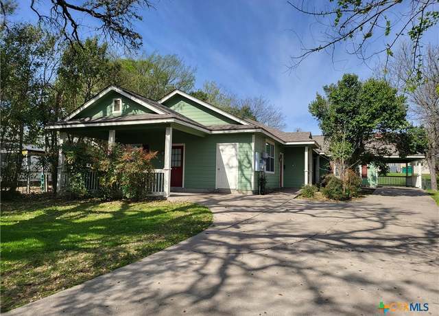 Property at 820 N Beal St, Belton, TX 76513, 5 beds, 3 baths