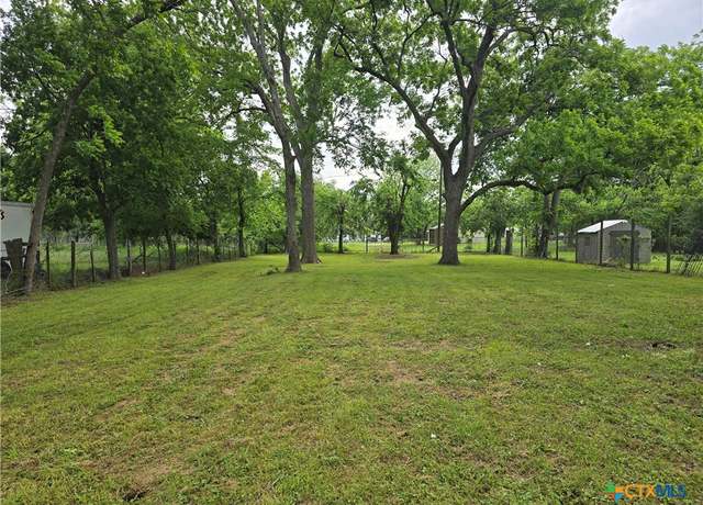 Property at 315 Commerce St, Marlin, TX 76661