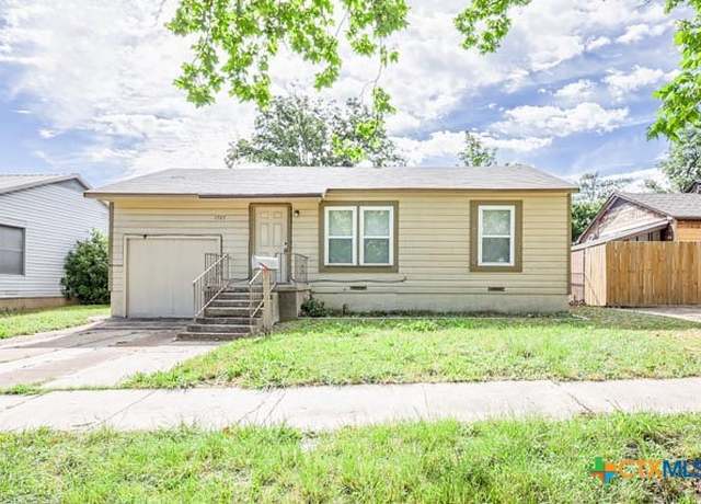 Property at 1707 S 43rd St, Temple, TX 76504, 3 beds, 1 bath