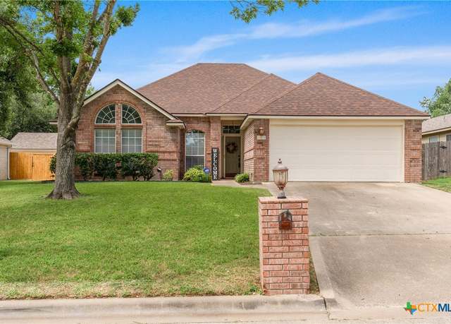 Property at 2105 Rawhide Trl, Temple, TX 76502, 3 beds, 2 baths