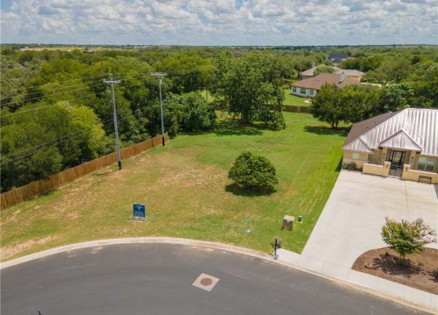Property at 601 Oak Creek Pkwy, Seguin, TX 78155