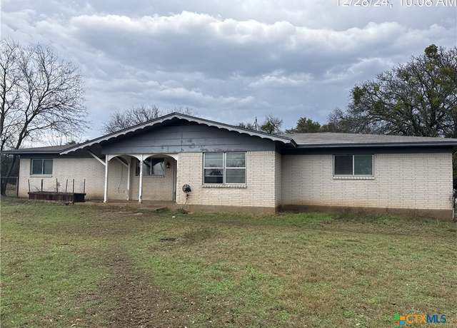 Property at 3711 Main, Gatesville, TX 76528, 4 beds, 2 baths