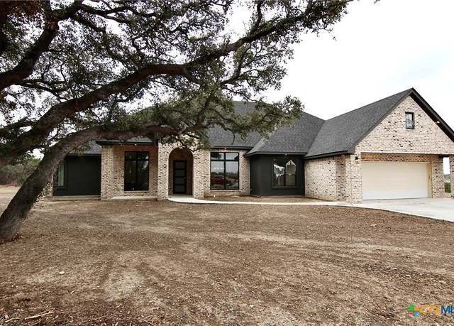 Property at 5727 Sparrow Ct, Temple, TX 76502, 4 beds, 3 baths