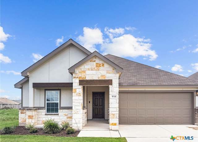 Property at 916 Gray Cloud Dr, New Braunfels, TX 78130, 4 beds, 2 baths