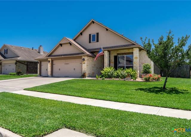 Property at 101 Sandstone Ct, Victoria, TX 77904, 4 beds, 3 baths