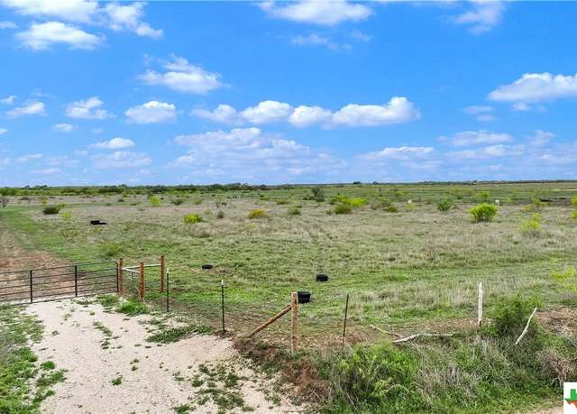 Property at 4742 County Road 132, Floresville, TX 78114