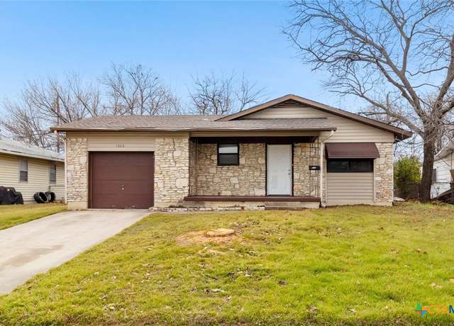 Property at 1006 San Antonio St, Killeen, TX 76541, 3 beds, 1 bath