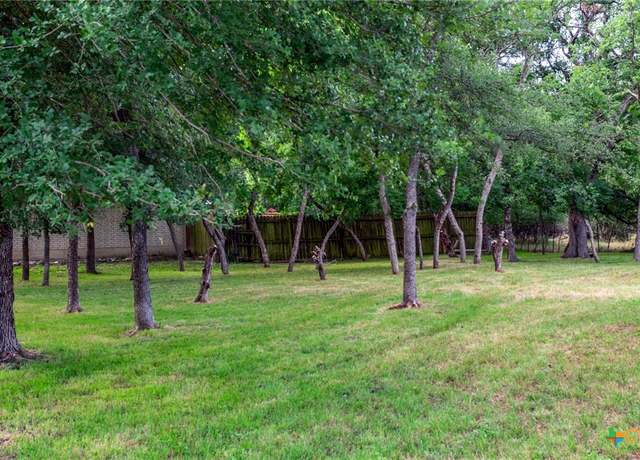 Property at 36 Bluebonnet Dr, Belton, TX 76513