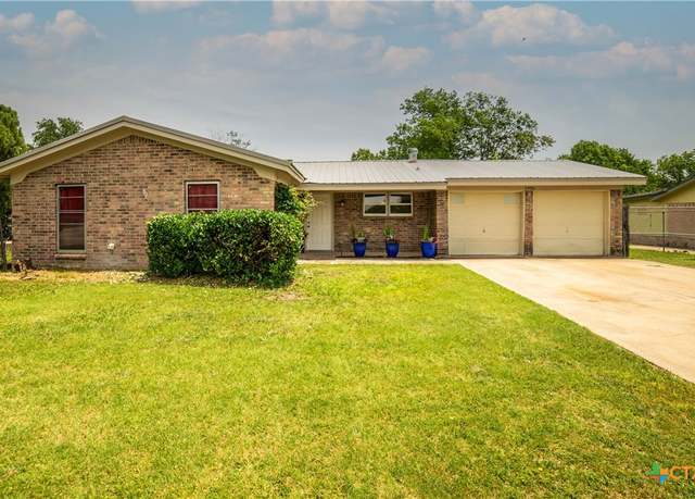 Property at 1906 N 60th St, Killeen, TX 76543, 3 beds, 2 baths