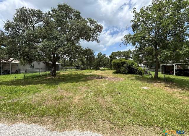 Property at 507 Clayton St, Victoria, TX 77905